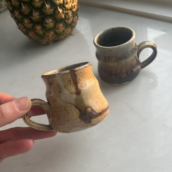 Tiny little mugs - Picture 3 of 4